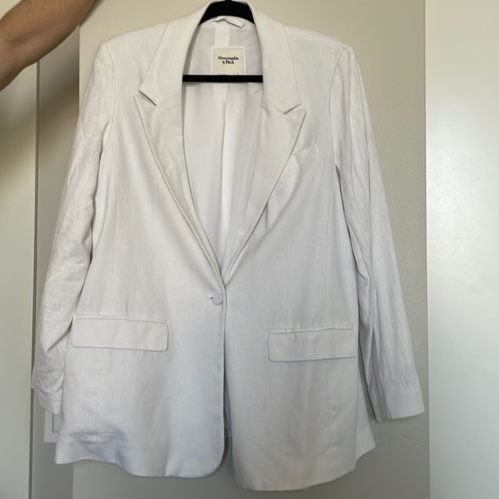 Abercrombie linen blazer
